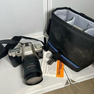 VINTAGE Pentax ZX-10 35mm SLR Film Camera With 28-80mm Lenses Untested